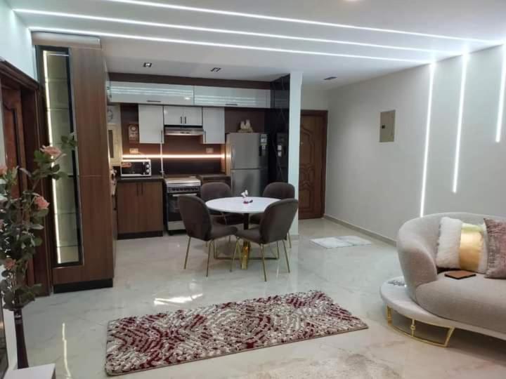 Wonderful 2bedroom Front Of Stars Mall 3 القاهرة